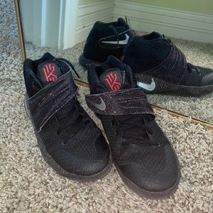 kyrie nike basketball shoes